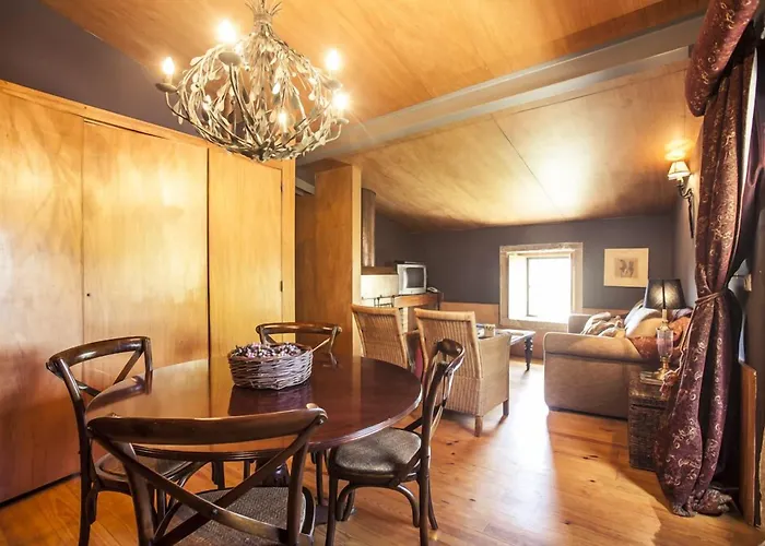 بيت ضيافة كاساس دو كورو 4*