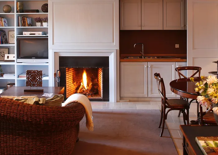 Casas Do Coro Pensión Marialva